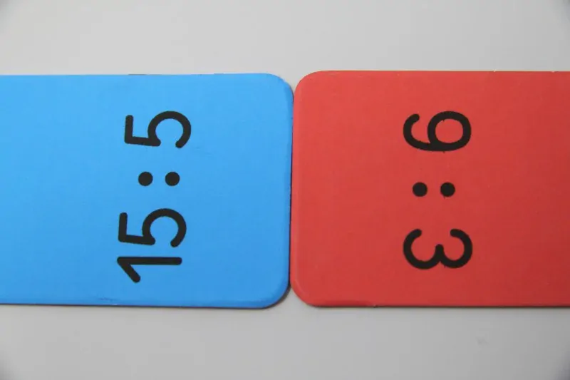 DĚLENÍ do 100 - matematické domino