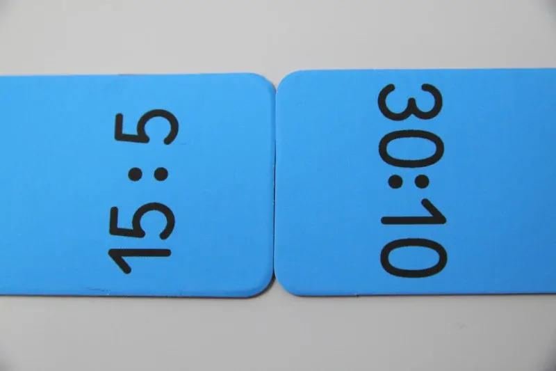 DĚLENÍ do 100 - matematické domino