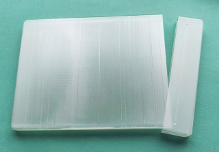 PLASTOVÁ KRABIČKA na sadu 24 KARET - formát A6